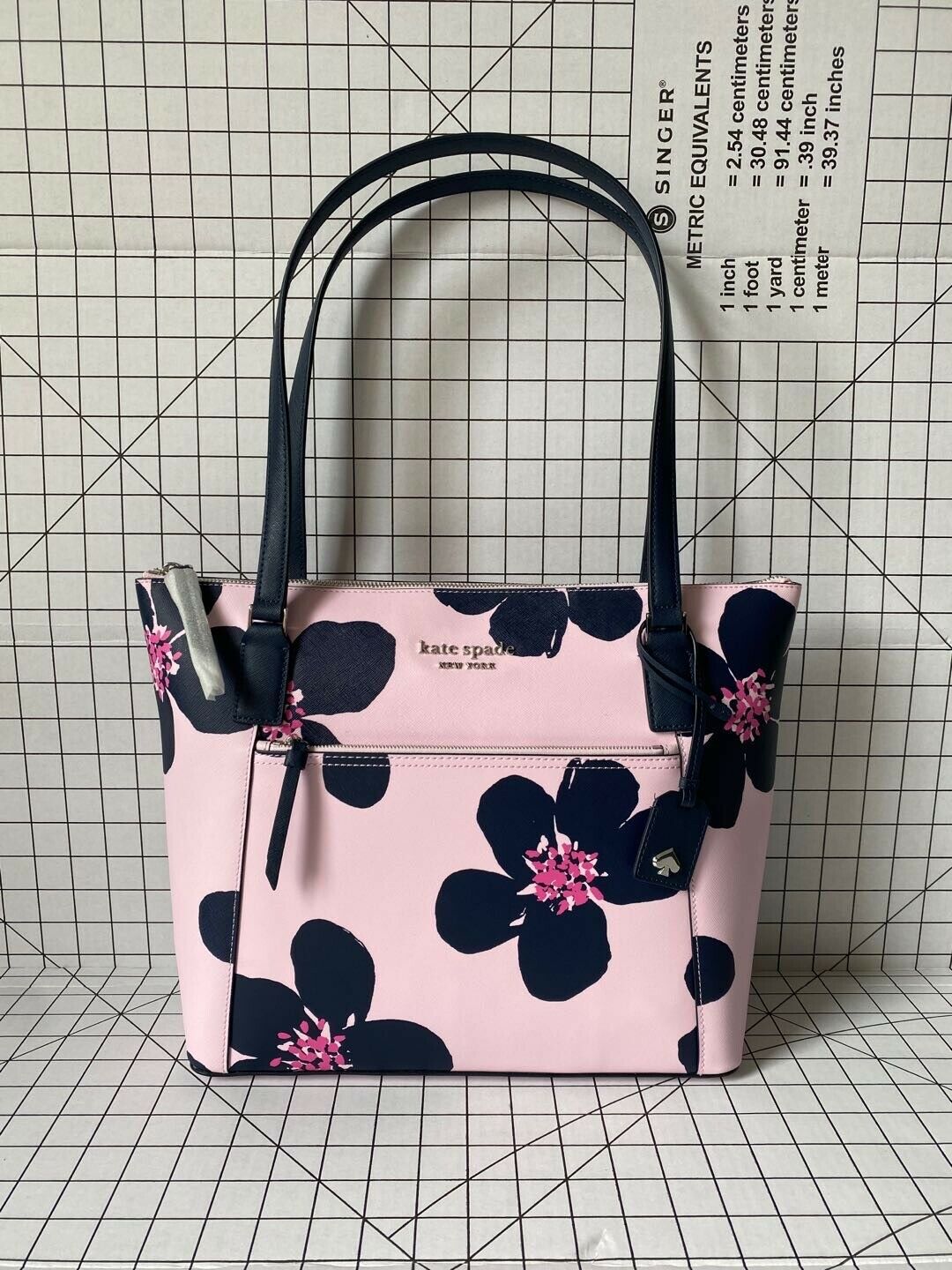 Kate spade grand flora tote outlet